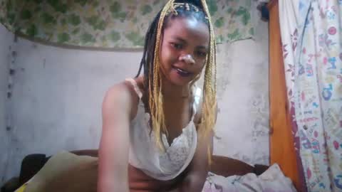 Nayla online show from 06/29/26, 08:53