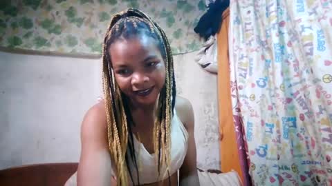 Nayla online show from 07/07/26, 06:47