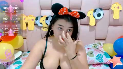 nayla online show from 06/18/26, 05:28