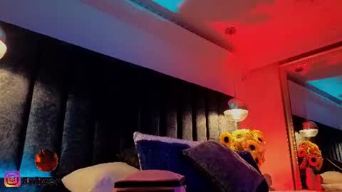 Juli  online show from 07/21/26, 11:34
