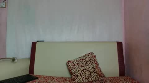 Snapshot of nayrah12 chatting on 12/03/25, 09:40 nayrah12 online show from 12/03/25, 09:40