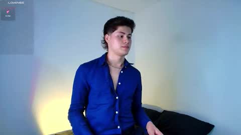 Snapshot of nayton_and_lex chatting on 02/04/26, 12:16 Naytoon online show from 02/04/26, 12:16