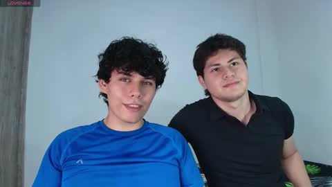 Snapshot of nayton_and_lex chatting on 04/13/26, 01:33 Naytoon online show from 04/13/26, 01:33