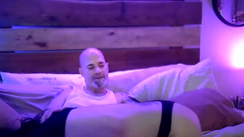 Snapshot of nc_bald_and_beautiful chatting on 12/02/25, 09:03 NC Bald And Beautiful online show from 12/02/25, 09:03