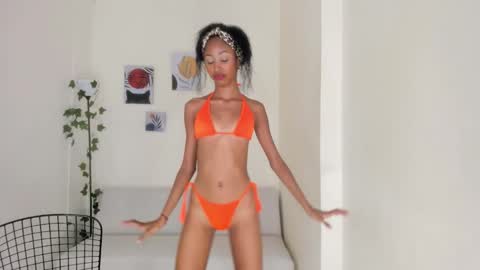 Snapshot of neary_ chatting on 12/16/25, 12:21 NEARY online show from 12/16/25, 12:21