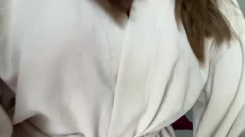 Snapshot of nebulahaven chatting on 10/07/25, 03:42 nebulahaven online show from 10/07/25, 03:42