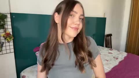 Snapshot of nebulahaven chatting on 10/13/25, 04:07 nebulahaven online show from 10/13/25, 04:07