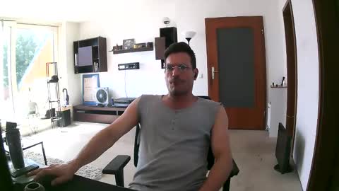 Sebastian online show from 05/26/26, 11:39