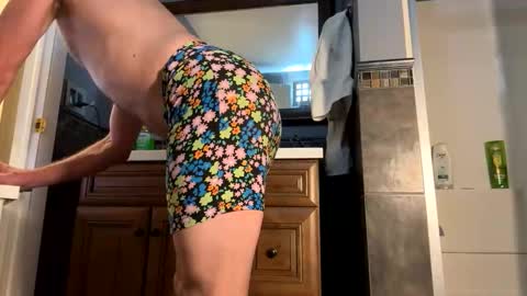 needsub online show from 10/14/25, 02:45