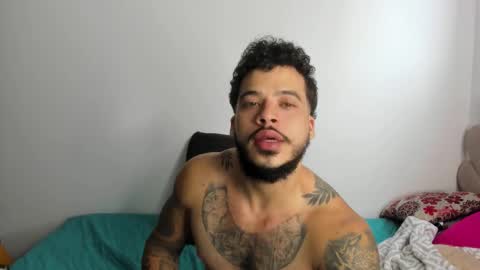 Nei turn green online show from 09/16/25, 07:26