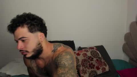 Nei turn green online show from 09/17/25, 11:01