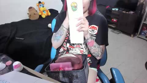 Geek Nicole    im Neeko UwU online show from 01/17/26, 07:28