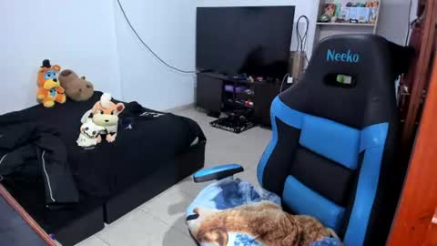 Geek Nicole    im Neeko UwU online show from 07/07/26, 11:47