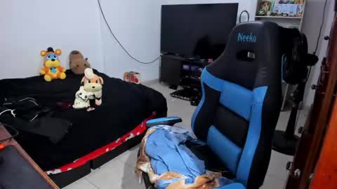 Geek Nicole    im Neeko UwU online show from 07/09/26, 11:47