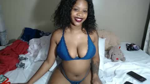 Neeshaa online show from 01/14/26, 02:23