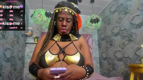 Nefer  online show from 11/01/25, 04:47