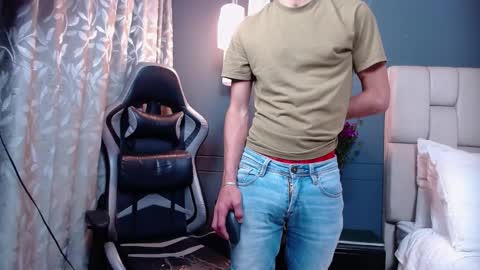 Snapshot of negreteth88 chatting on 11/27/25, 10:12 Fernando Negreteth online show from 11/27/25, 10:12