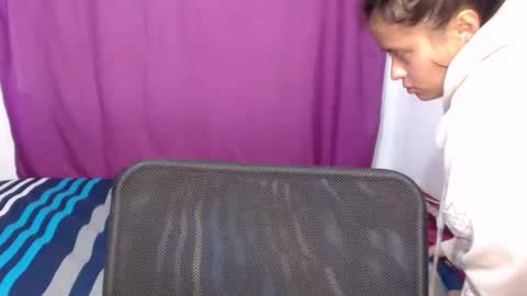 Zoe online show from 09/21/25, 11:01