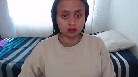 Zoe online show from 10/12/25, 02:05