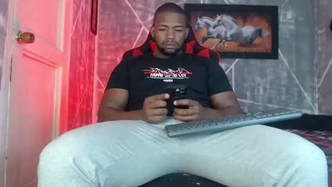 Snapshot of negritomeloso_k18 chatting on 10/06/25, 12:57 negritomeloso_k18 online show from 10/06/25, 12:57