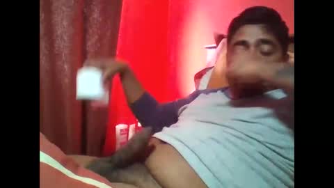 negritoo_2503 online show from 11/22/25, 11:53