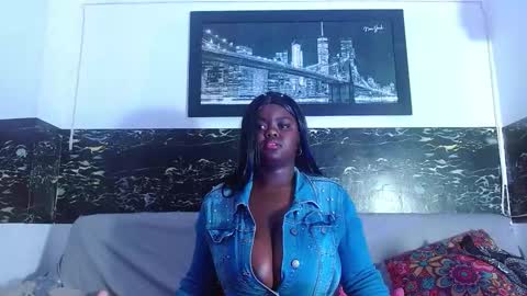 Snapshot of neighbor_ebony chatting on 03/19/26, 03:21 CHIKY online show from 03/19/26, 03:21