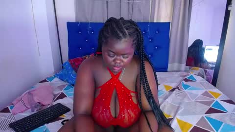 Snapshot of neighbor_ebony chatting on 05/15/26, 08:49 CHIKY online show from 05/15/26, 08:49
