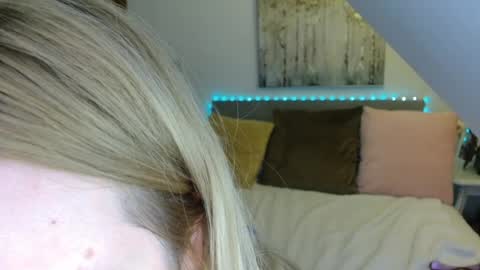 Snapshot of neighbournicole chatting on 07/06/26, 10:01 Birthday online show from 07/06/26, 10:01