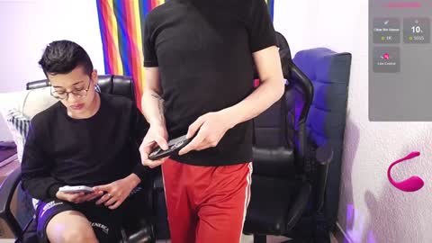 Snapshot of neithan_and_scott_ chatting on 12/12/24, 10:13 NEW ONLYFANS OF SCOTT online show from 12/12/24, 10:13