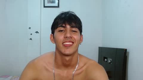 Neithanzyn online show from 12/17/24, 10:43