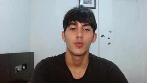 Neithanzyn online show from 12/23/24, 10:44