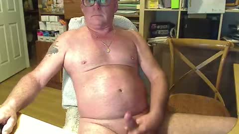 Snapshot of nekkminuttnekkminutt chatting on 01/03/25, 04:27 NECK online show from 01/03/25, 04:27