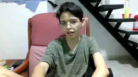 neko_cute online show from 02/17/26, 09:32
