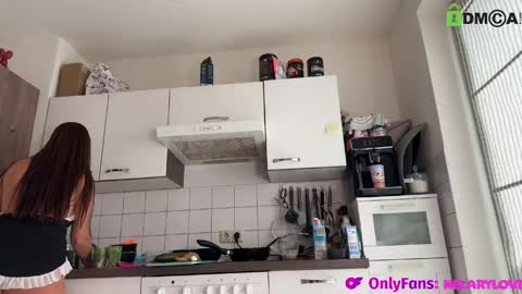 nelarylove online show from 06/05/26, 07:36