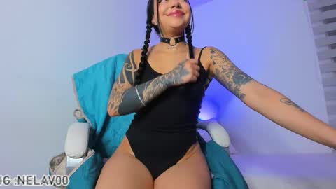 Snapshot of nelav0 chatting on 09/30/25, 12:26 xd online show from 09/30/25, 12:26