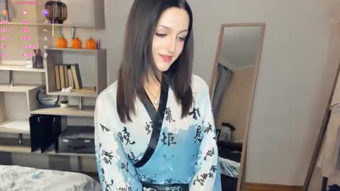 Snapshot of neldaestey chatting on 01/16/26, 06:56 Vicky and Beatrice online show from 01/16/26, 06:56