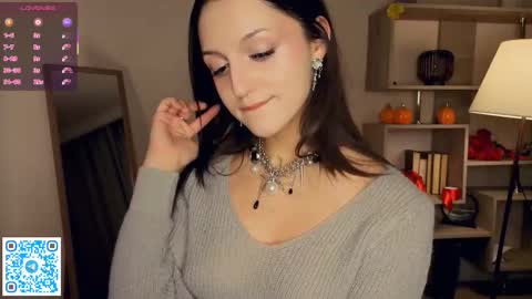 Snapshot of neldaestey chatting on 03/20/26, 07:08 Vicky and Beatrice online show from 03/20/26, 07:08