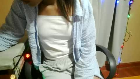 Snapshot of nelia_84 chatting on 06/05/26, 02:51 nelia_84 online show from 06/05/26, 02:51