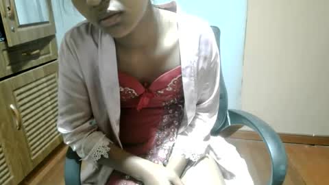 nelia_84 online show from 07/28/26, 06:20