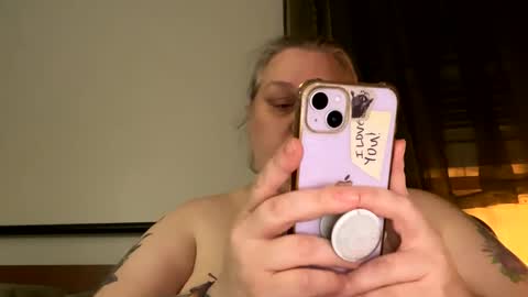 Nellie Atlas online show from 11/11/25, 01:38