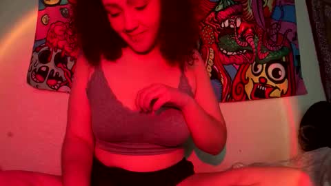 Nell xo online show from 11/19/25, 01:38