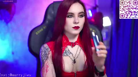Snapshot of nelle_ chatting on 06/27/26, 09:03 online show from 06/27/26, 09:03