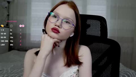 Snapshot of nellie_baby chatting on 02/13/26, 12:56 Nellie online show from 02/13/26, 12:56
