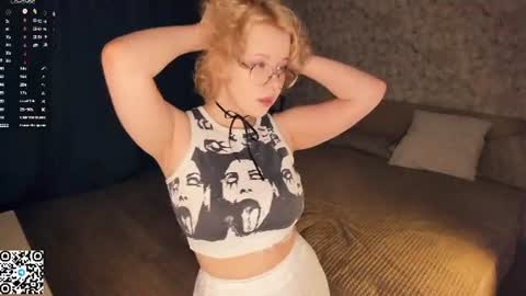 nelly_gloss online show from 06/21/26, 07:44