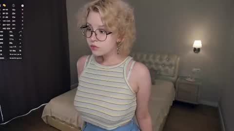 nelly_gloss online show from 07/09/26, 07:56