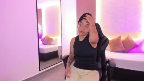 N E L L Y online show from 07/23/26, 01:53