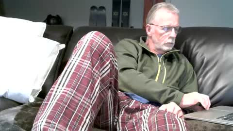 Snapshot of neman4u2c chatting on 09/18/25, 12:34 Jack online show from 09/18/25, 12:34