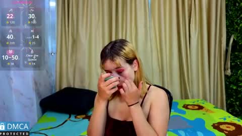 Snapshot of nena_cupcake_ chatting on 05/25/26, 11:05 Salome Nena cupcake online show from 05/25/26, 11:05