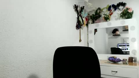 Star  online show from 12/01/25, 06:02