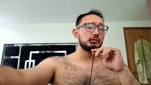 Snapshot of nene131523 chatting on 10/15/25, 09:37 nene131523 online show from 10/15/25, 09:37